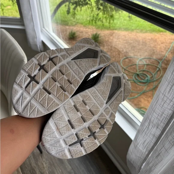 Hoka Mach 5 Black White Athletic Shoes 9.5 - Picture 4 of 6